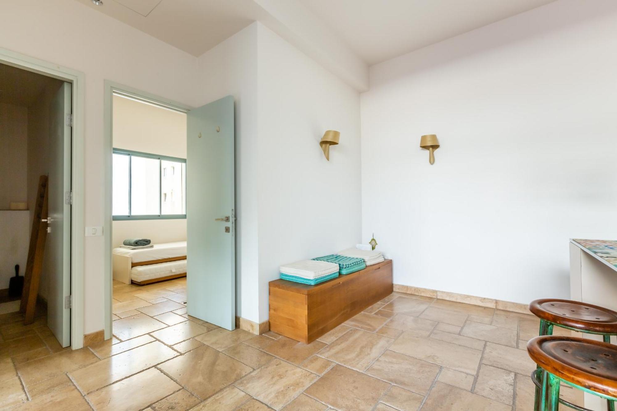 Elegant And Renovated 2br In Tlv Lev Hair By Feelhome Tel Aviv